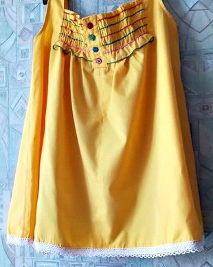 rochie galbena fetite