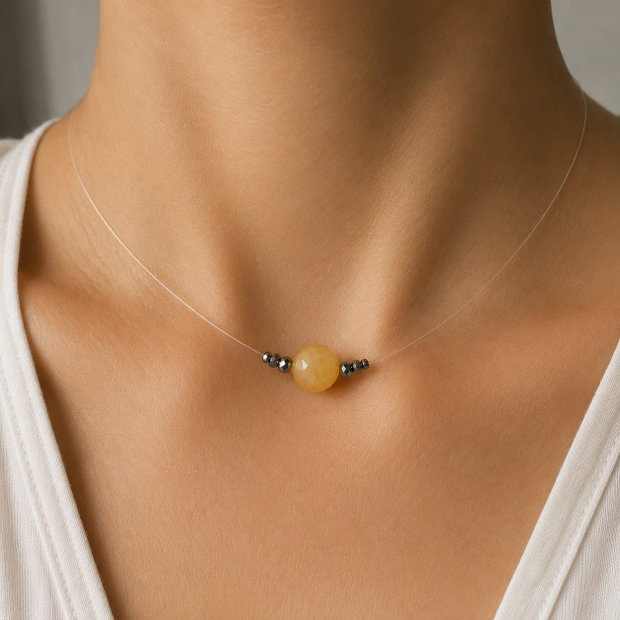 Piatra soarelui fațetat cu hematit fațetat..choker