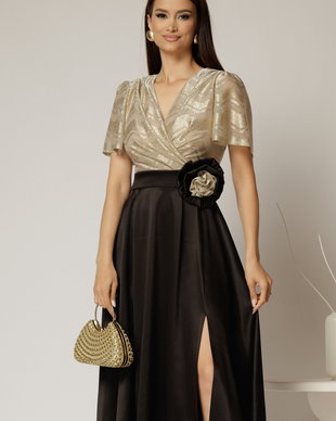 Rochie midi neagra de ocazie cu bust auriu si brosa detasabil in talie
