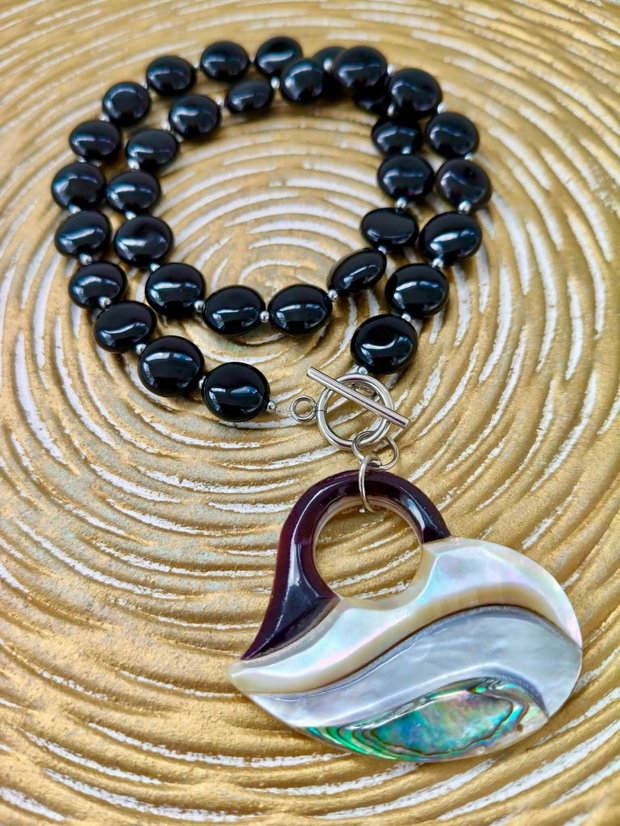 Colier onix negru & inima sidef Paua Shell