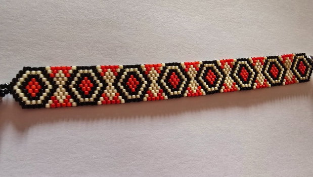 Brățara Scarlet