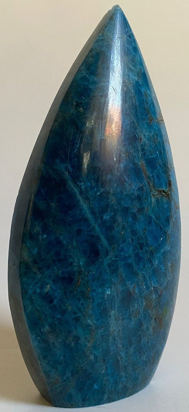 Apatit - Sculptura piatra semipretioasa