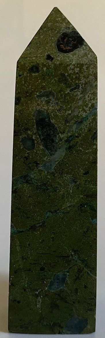 Pirita Verde - Obelisc brut piatra semipretioasa