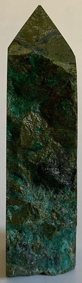 Pirita Verde - Obelisc brut piatra semipretioasa