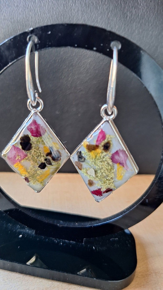 Cercei Mini-Buchet de Flori Naturale Uscate