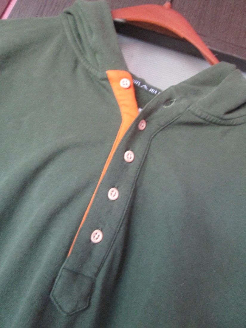 bluza verde cu gluga L