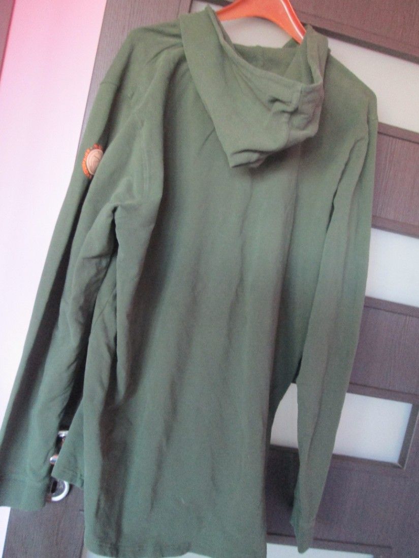 bluza verde cu gluga L