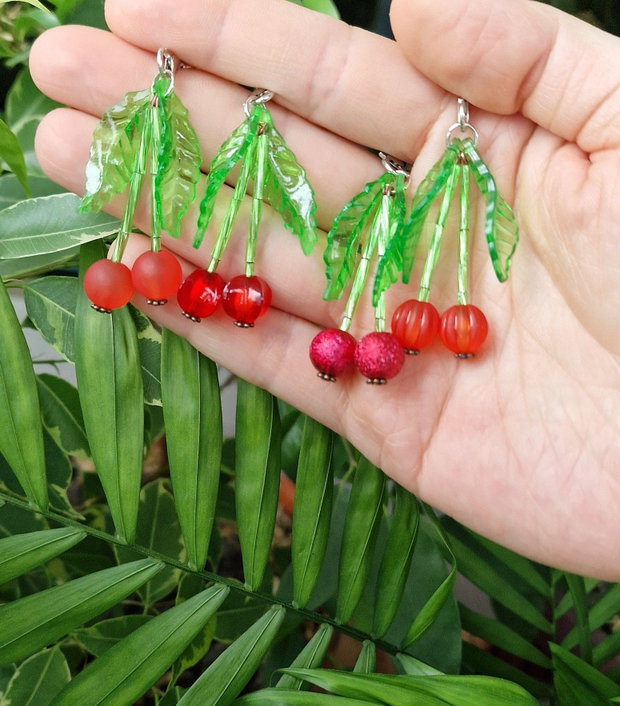 Accesoriu forme de cireșe