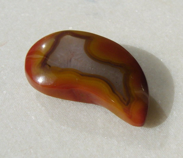 Speciman rulat crazy lace agate aprox 10x21x35 mm