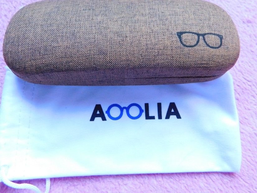 Rame noi ochelari dama,  SUA, brand Aolia,    etui  inclus in pret.