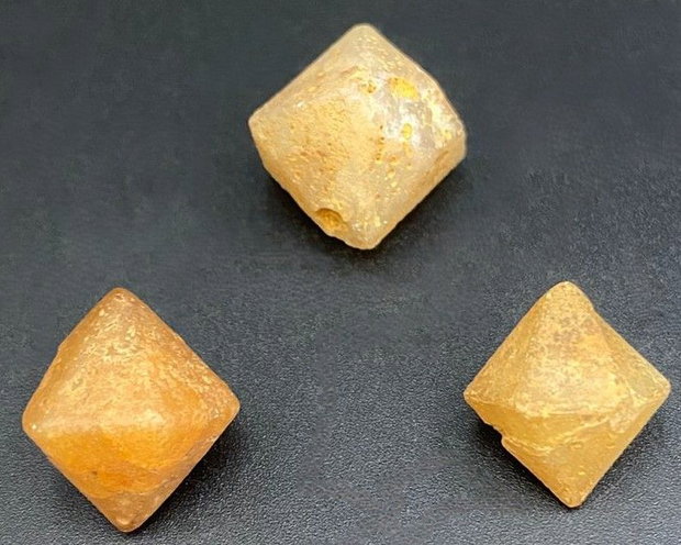 Cuart Beta - Set Pietre Brute