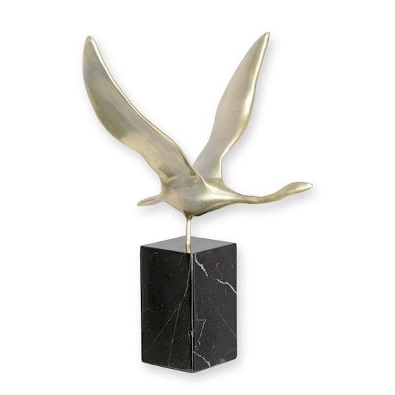 Lebada in zbor-statueta moderna din bronz cu soclu din marmura