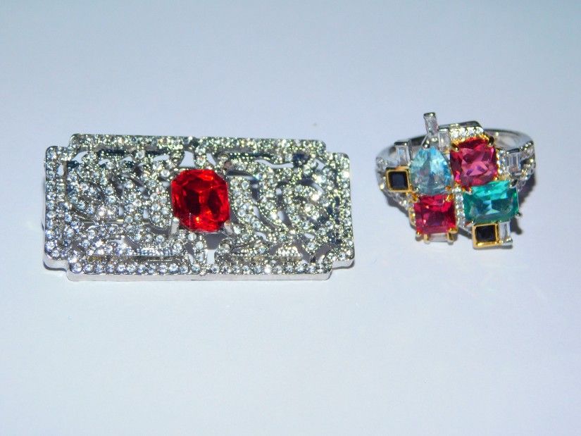 brosa noua model art deco, cristale deosebite, inel nou cristale,