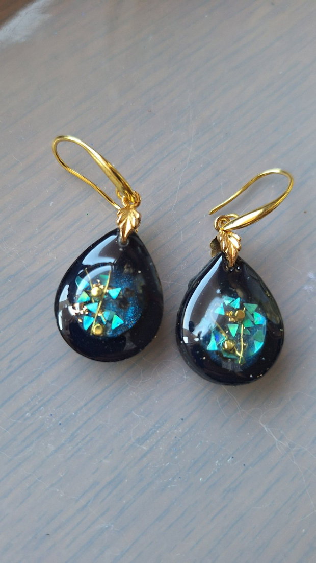 Cercei eleganți handmade Cosmic Drop