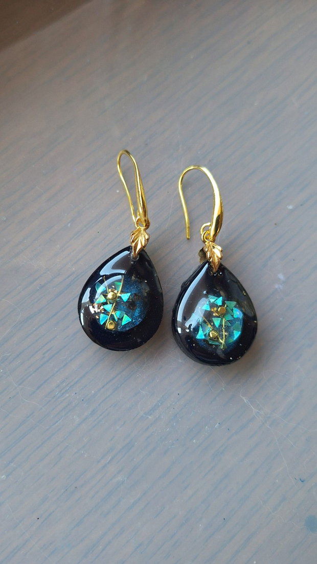 Cercei eleganți handmade Cosmic Drop