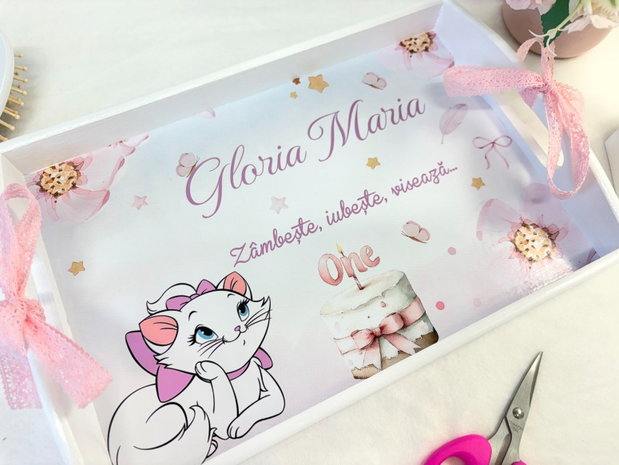 Set turta fetite 1 anisor - Pisicuta Marie - Tavita si accesorii