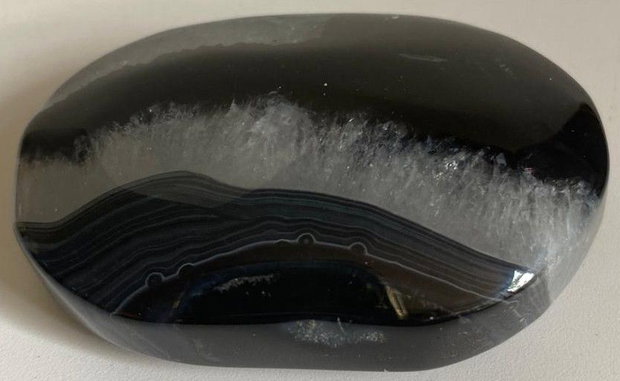 Agat Negru - Palm Stone piatra semipretioasa