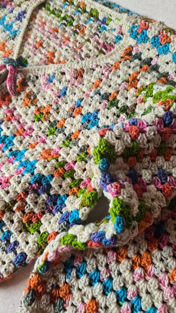 Cardigan Granny Square Multicolor Oversized, model unicat handmade