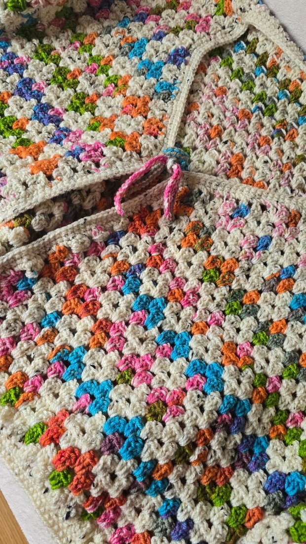 Cardigan Granny Square Multicolor Oversized, model unicat handmade