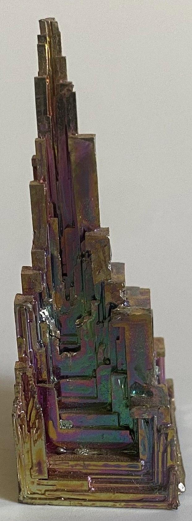 Bismut - Specimen piramidal
