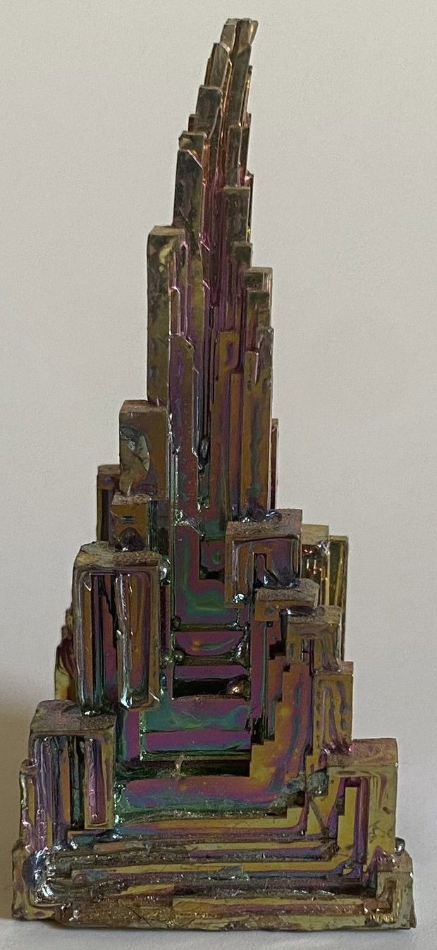 Bismut - Specimen piramidal