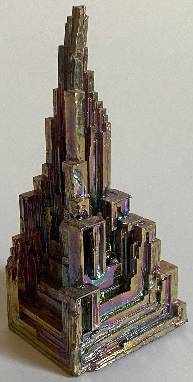 Bismut - Specimen piramidal