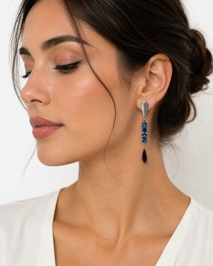 Cercei lungi eleganti in nuante de albastru