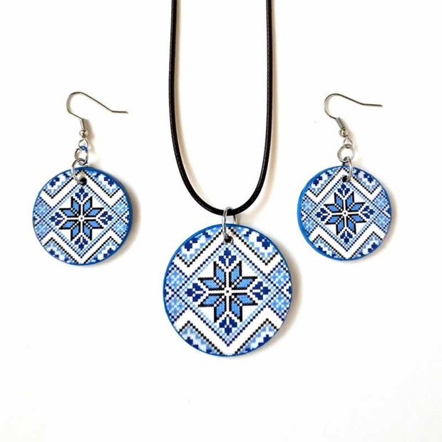 Set bijuterii din lemn cu model traditional 123039