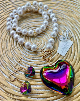 Set Colier si cercei inimi Swarovski & perle albe de Mallorca
