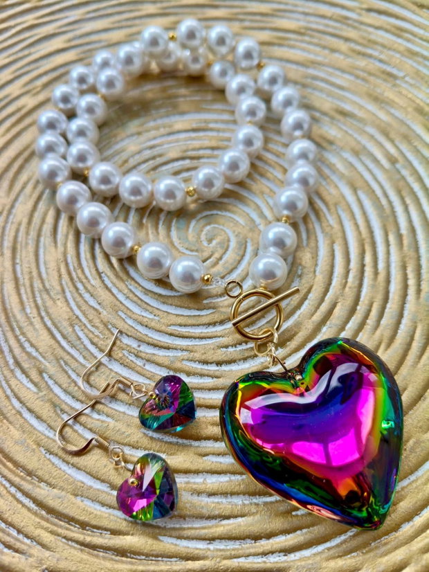 Set Colier si cercei inimi Swarovski & perle albe de Mallorca