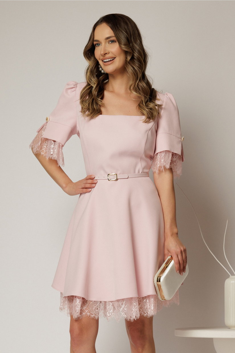 Rochie DY Fashion scurta roz pal cu dantela la fusta si maneci