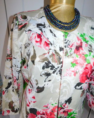 Blazer  lung,  nou, brocart  , elegant ,  masura   40