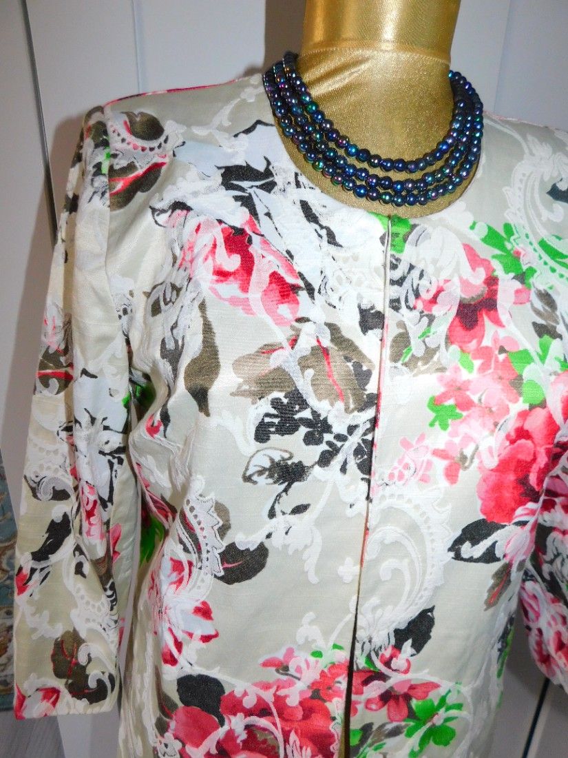 Blazer lung, nou, brocart , elegant , masura 40