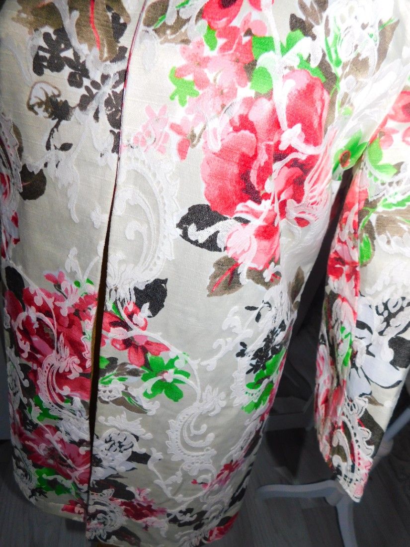 Blazer lung, nou, brocart , elegant , masura 40