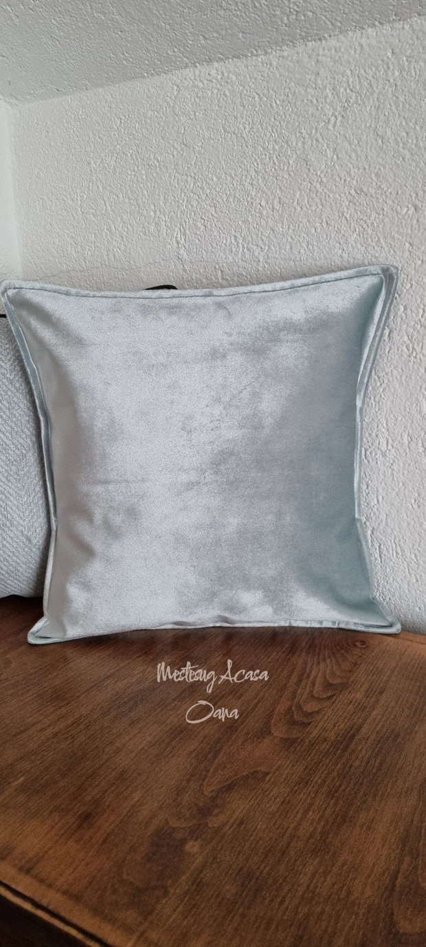 Set de trei perne decorative