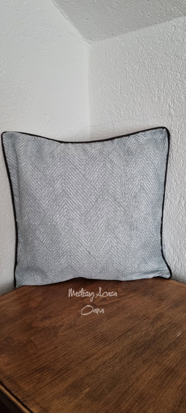 Set de trei perne decorative