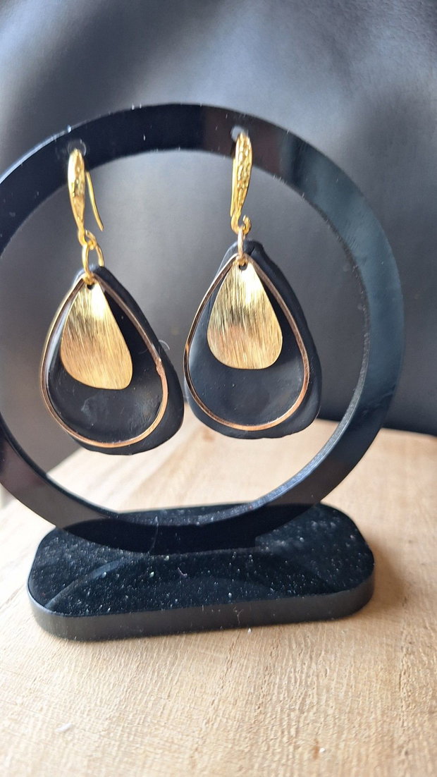Cercei Statement Negri din Lut Polimeric Formă de Lacrimă cu Accente Metalice Aurii, Stil Elegant-Minimalist, Handmade