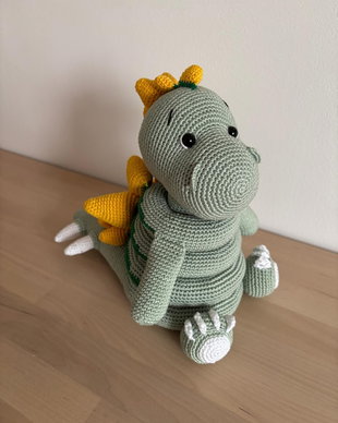 Dinozaur crosetat