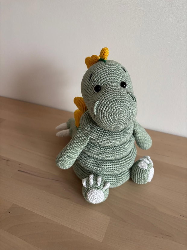Dinozaur crosetat
