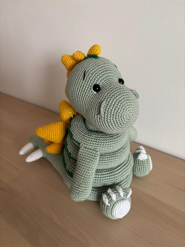 Dinozaur crosetat