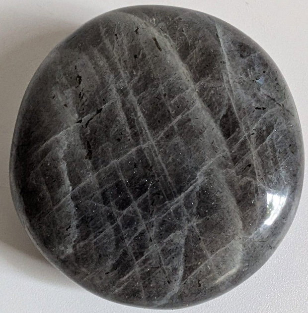 Labradorit Mov - Palm Stone piatra semipretioasa