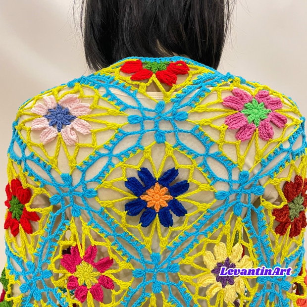Șal croșetat manual cu flori multicolore șal triunghiular boho turcoaz, handmade