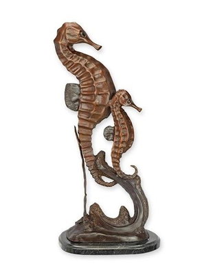 Caluti de mare-statueta din bronz cu soclu din marmura