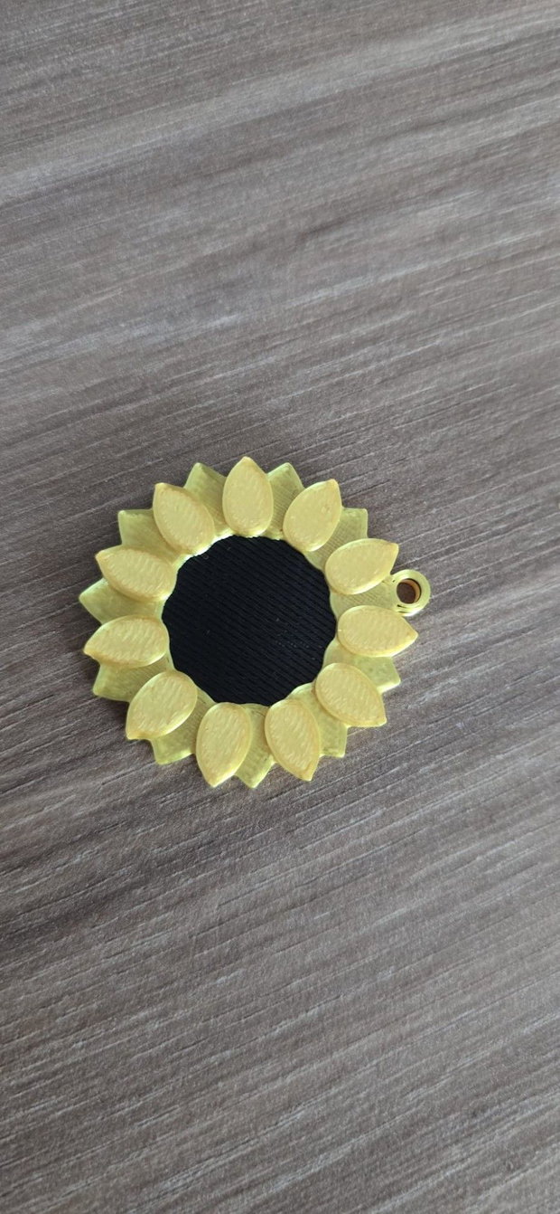 Breloc NFC personalizat  Floarea Soarelui | Printat 3D | Link Instagram / Contact / Website