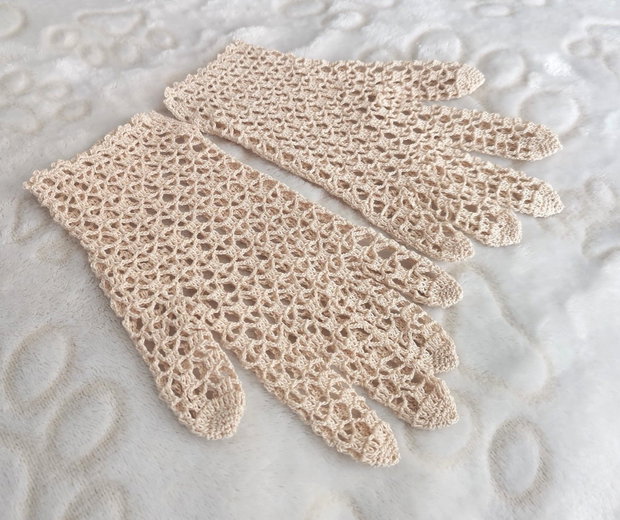 Mănuși damă*Croșetate*Macrame Crem Inchis