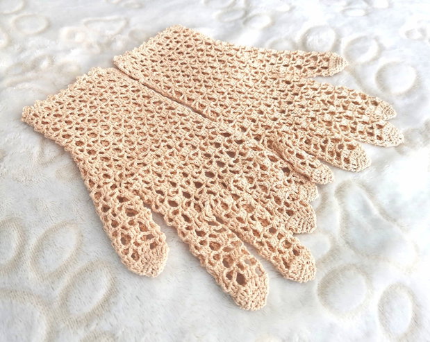 Mănuși damă*Croșetate*Macrame Crem Mediu
