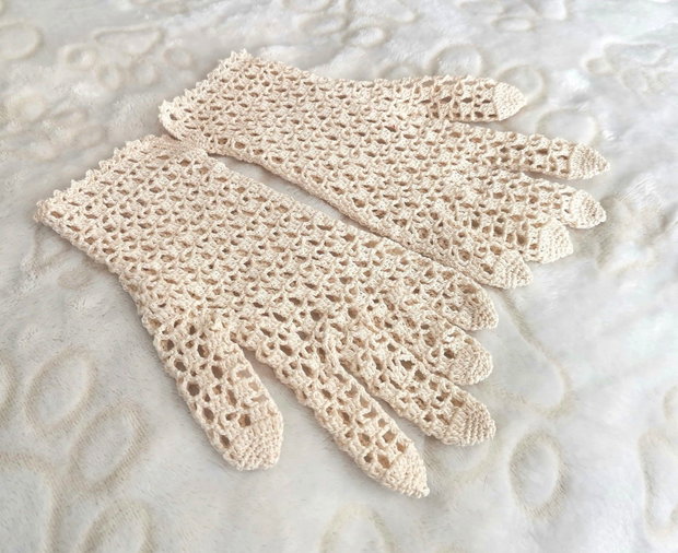 Mănuși damă*Croșetate*Macrame Crem deschis