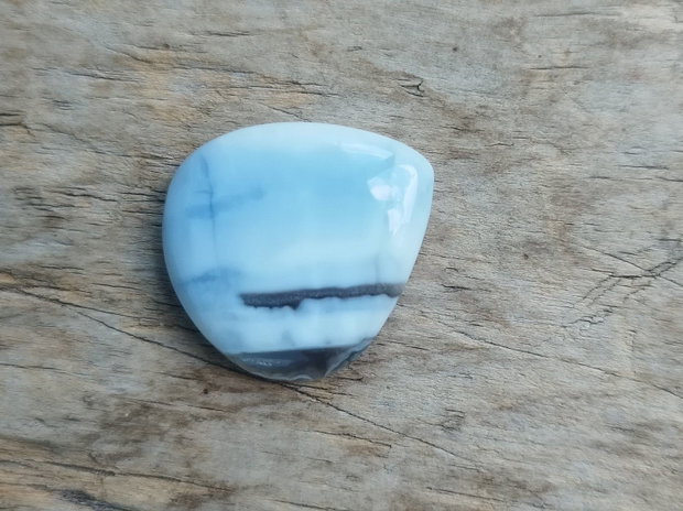 Cabochon opal albastru, 28x26x6.5 mm