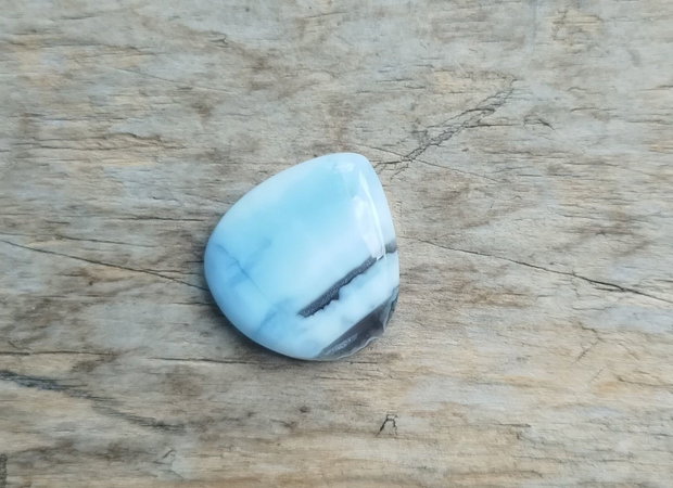 Cabochon opal albastru, 28x26x6.5 mm