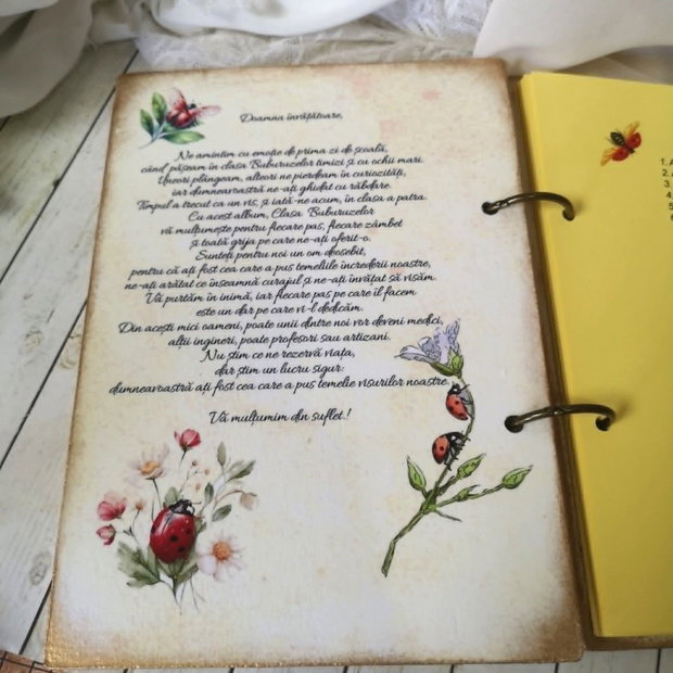 Album / jurnal personalizat - cadou pentru profesoara, diriginta, invatatoare, educatoare